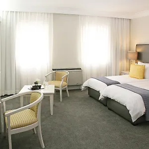 4* Hotel Hollow On The Square
