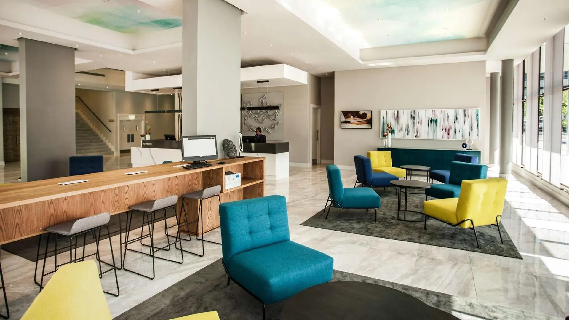 Stayeasy Cape Town City Bowl Hotel